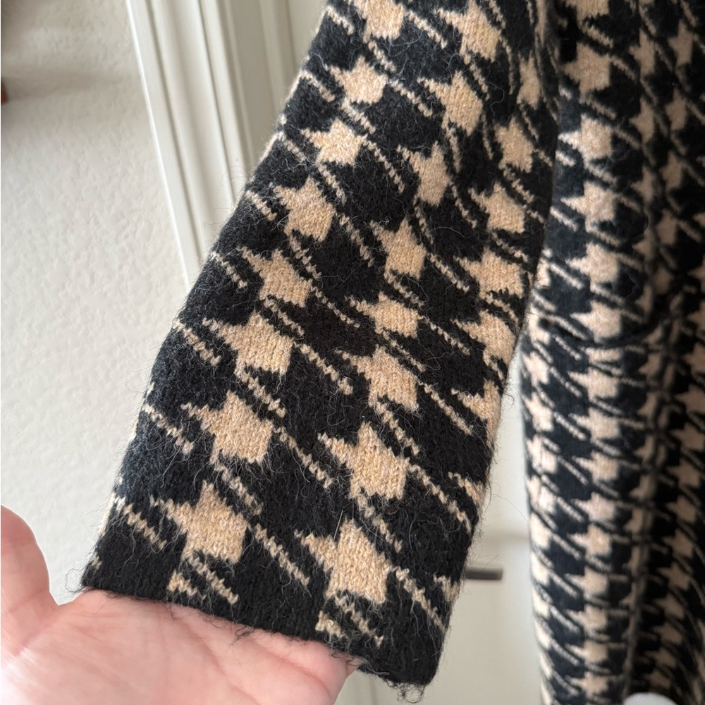 Like New A New Day Jacquard Coatigan Sweater - Picture 5 of 10